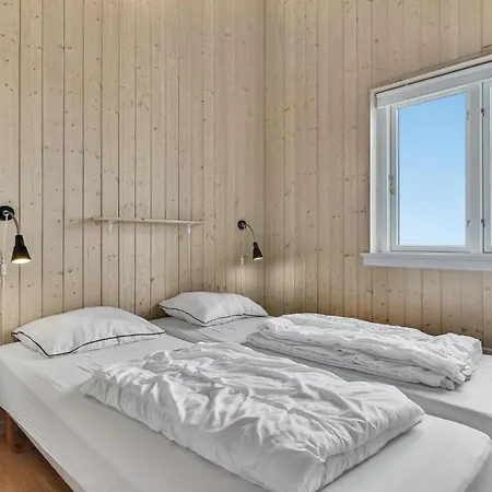 93 With Hot Tub Feriehus Faaborg