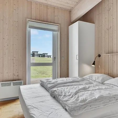 93 With Hot Tub * Faaborg