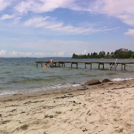 93 With Hot Tub Feriehus Faaborg