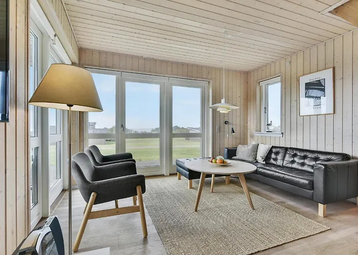 Σπίτι διακοπών 93 With Hot Tub *