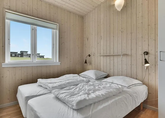 Σπίτι διακοπών 93 With Hot Tub Fåborg